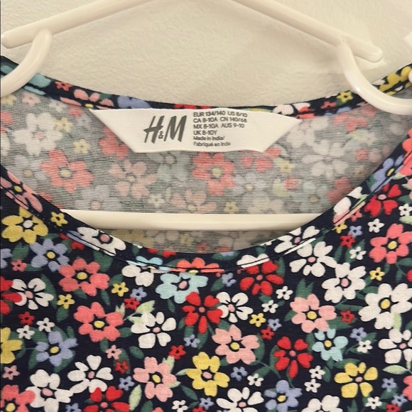 H&M Black and Pink Casual Sundress with Bishop Sleeves - Picture 4 of 5